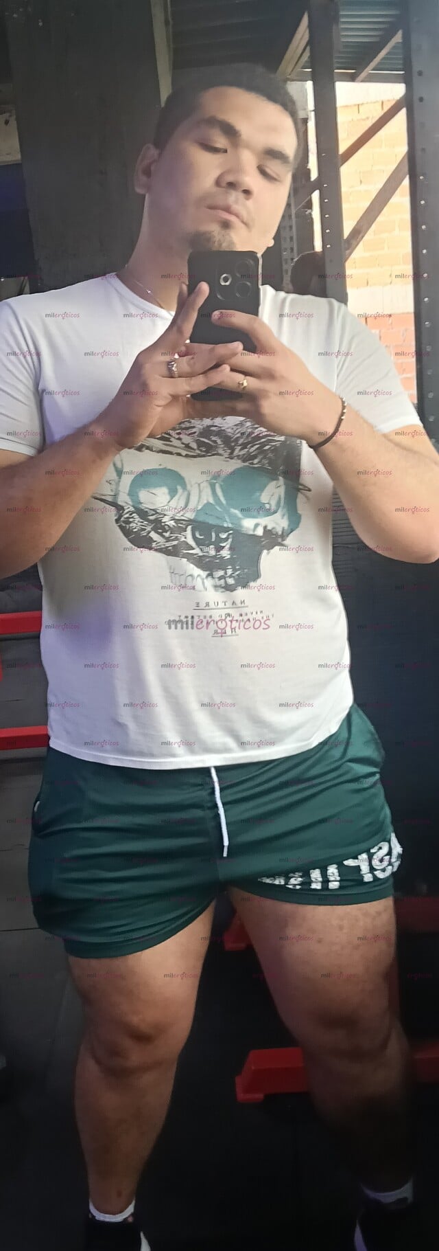 FOTOS DE SOY UN CHICO CALIENTE DISPUESTO A TODO SIEMPRE Y CUANDO SE HABLE PRIMERO