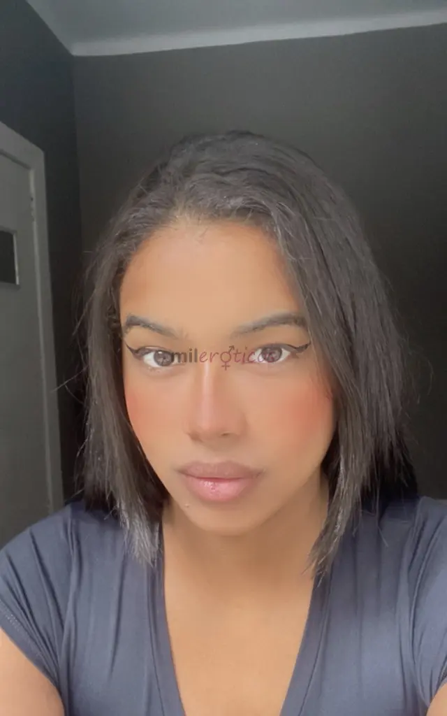 Ola amore tudo bem prazer flavia sou uma massoterapeuta transex morena 170 de altura calco 39 tenho 22 aninhos tenho um bom dote trabalho com um mix d...
