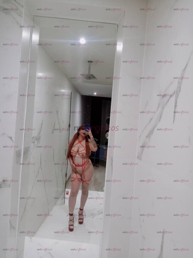FOTOS DE DISFRUTA DE LO RICO Y CACHONDA QUE ESTÁ TU TETONA FAVORITA