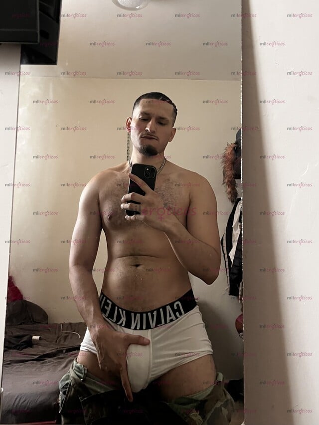 FOTOS DE CHACAL VERGON MASCULINO , 22 CM DE VERGA LLENA DE LECHE Y CON BUENA ERECCION