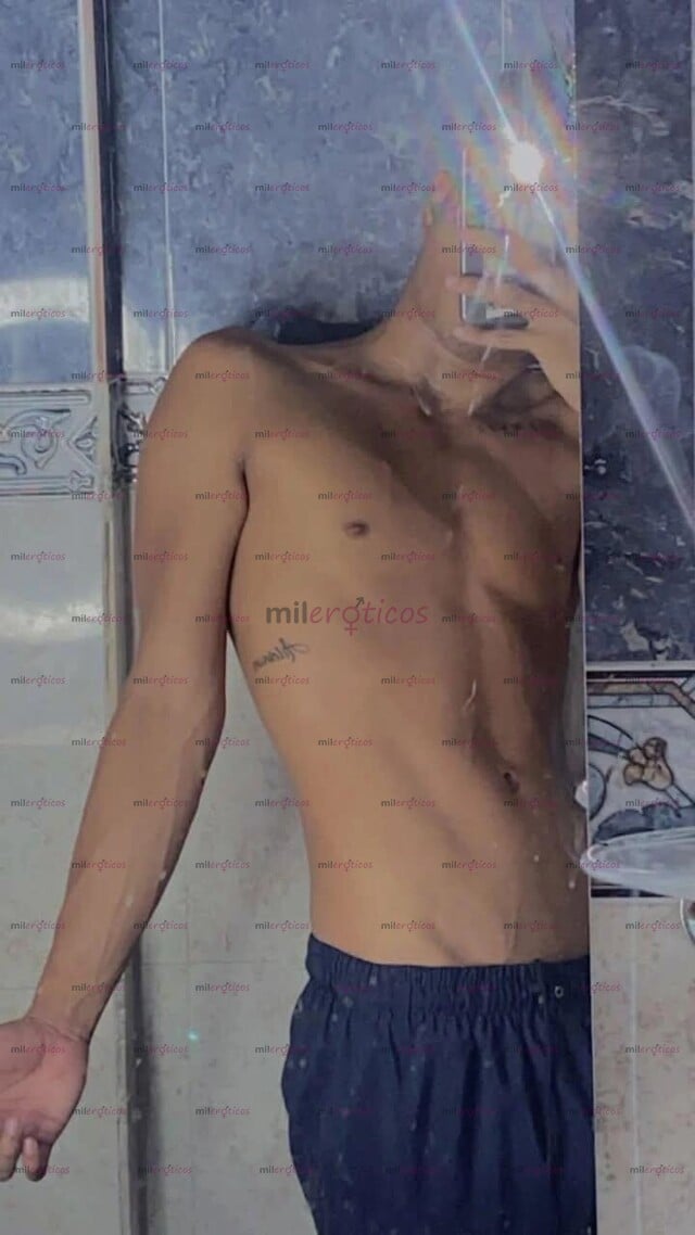 FOTOS DE JOVEN POLLO UNIVERSITARIO MASAJISTA CON SITIO
