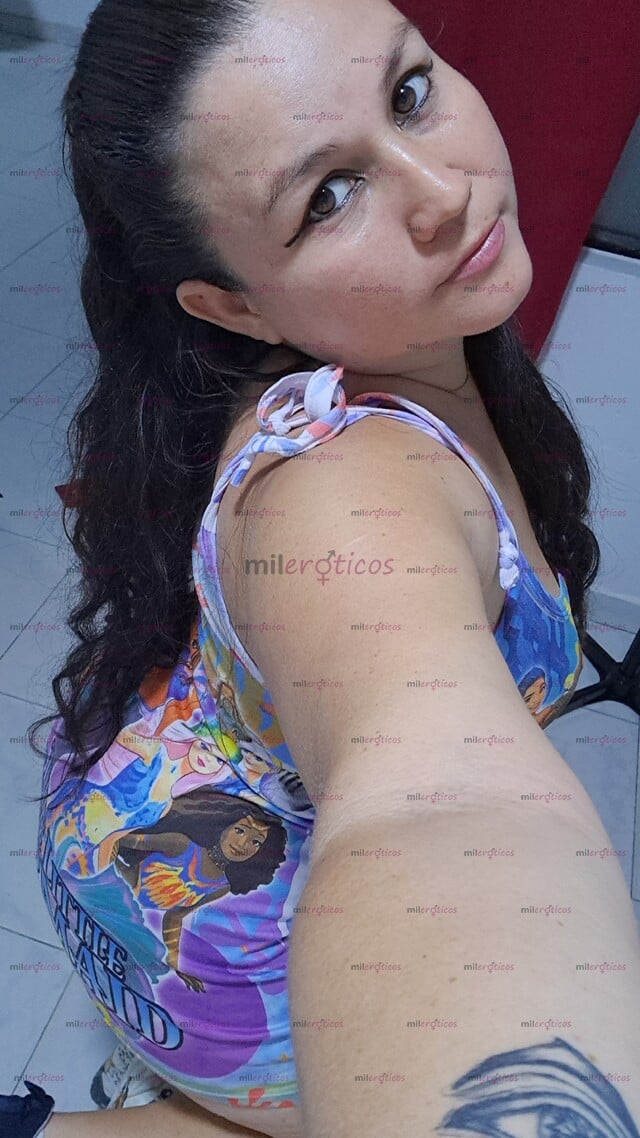 FOTOS DE CALIENTE CON VAGINA RICA Y CULO SABROSO CON GANAS DE MUCHA VERGA
