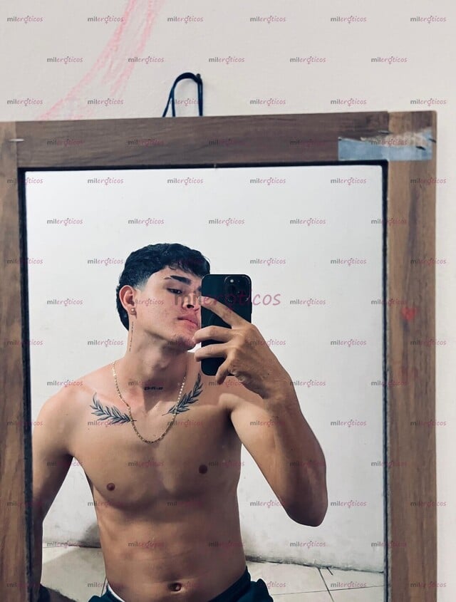 FOTOS DE HOLA SOY UN CHICO AMABLE, CARIÑOSO, ATENTO Y MUY CALIENTE