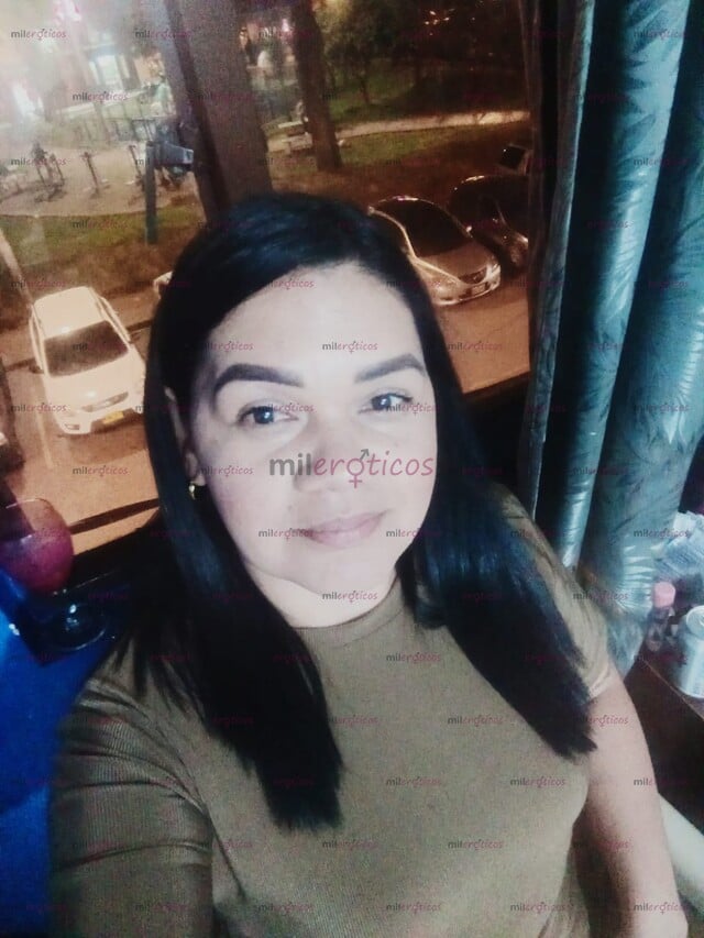 FOTOS DE NINFÓMANA Y CULONA BB SOY TU PERRA ARRECHA VEN Y LA PASAMOS SÚPER RICO BB