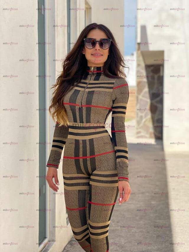 FOTOS DE DIOSA DELGADA CURVILÍNEA NUEVA EN TU CIUDAD