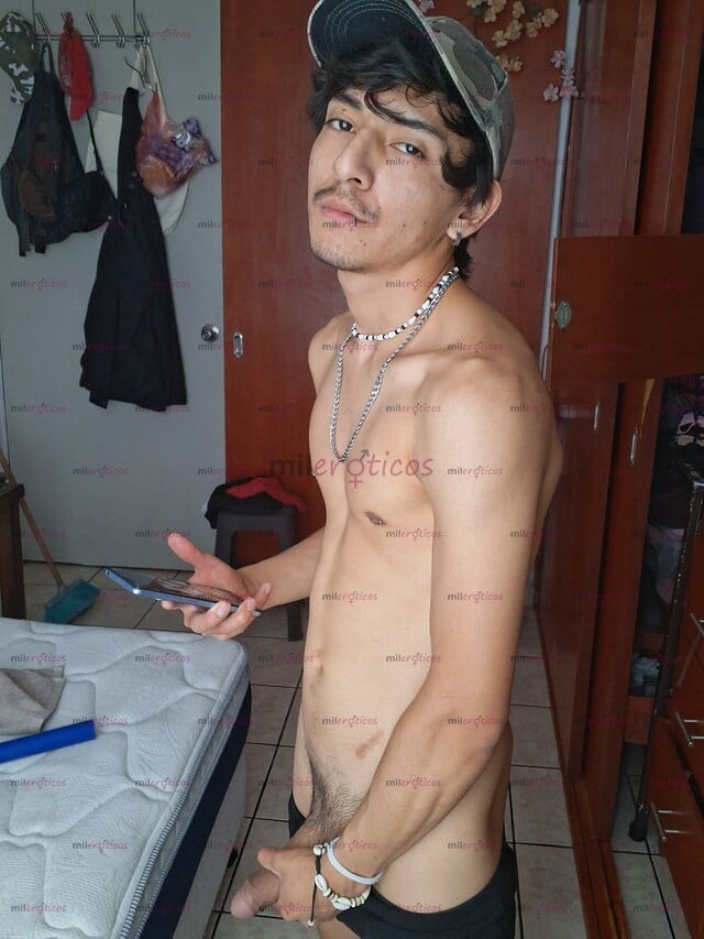 FOTOS DE SANTIAGO TWUNK VERGON Y CULITO AGUANTADOR PARA TODAS TUS FANTASIAS
