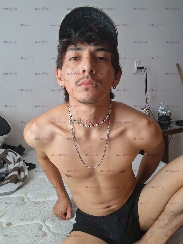 FOTOS DE SANTIAGO TWUNK VERGON Y CULITO AGUANTADOR PARA TODAS TUS FANTASIAS