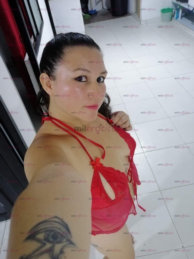 FOTOS DE LA MÁS PERRA DE LA PÁGINA VEN Y TE HAGO DE TODO PAPI ROMPEME LA CUCA