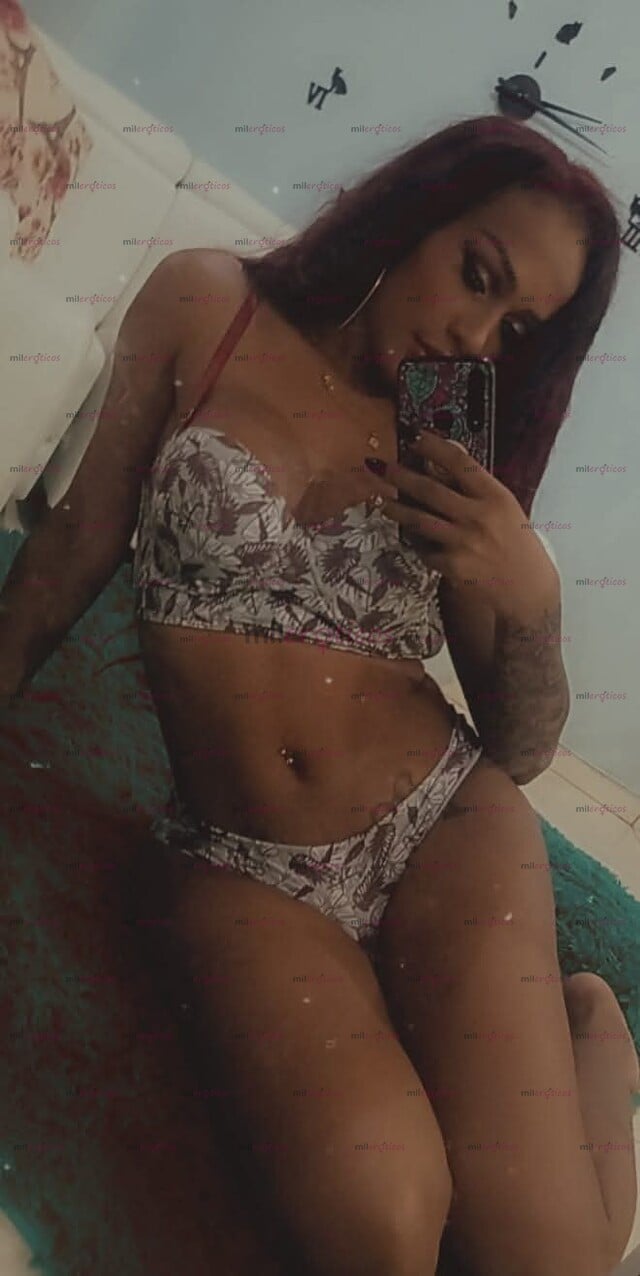 FOTOS DE HOLI MIS AMORES SI LLEGO TU CHICA COMPLACIENTE SEXY CON TODO GRANDE