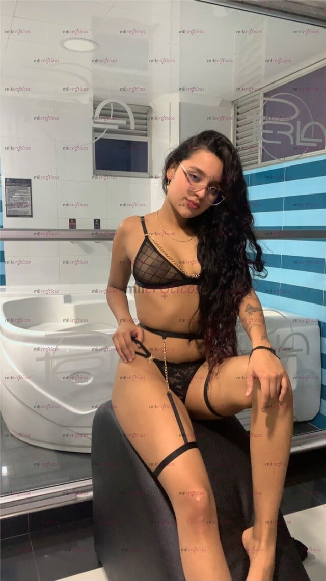 FOTOS DE ¡HOLA MI AMOR!SOY JADE TU, LINDA JOVENCITA CON LESBICO ESCRIBEME AL TELEGRAM BB