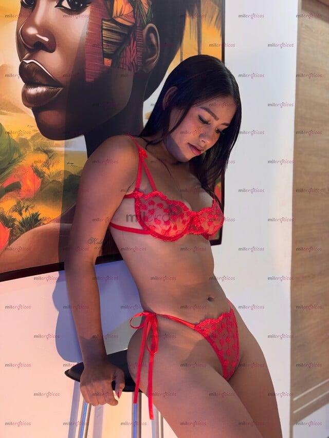 FOTOS DE FLAQUITA PELO LISO, STEFANY RICA EXTRECHITA