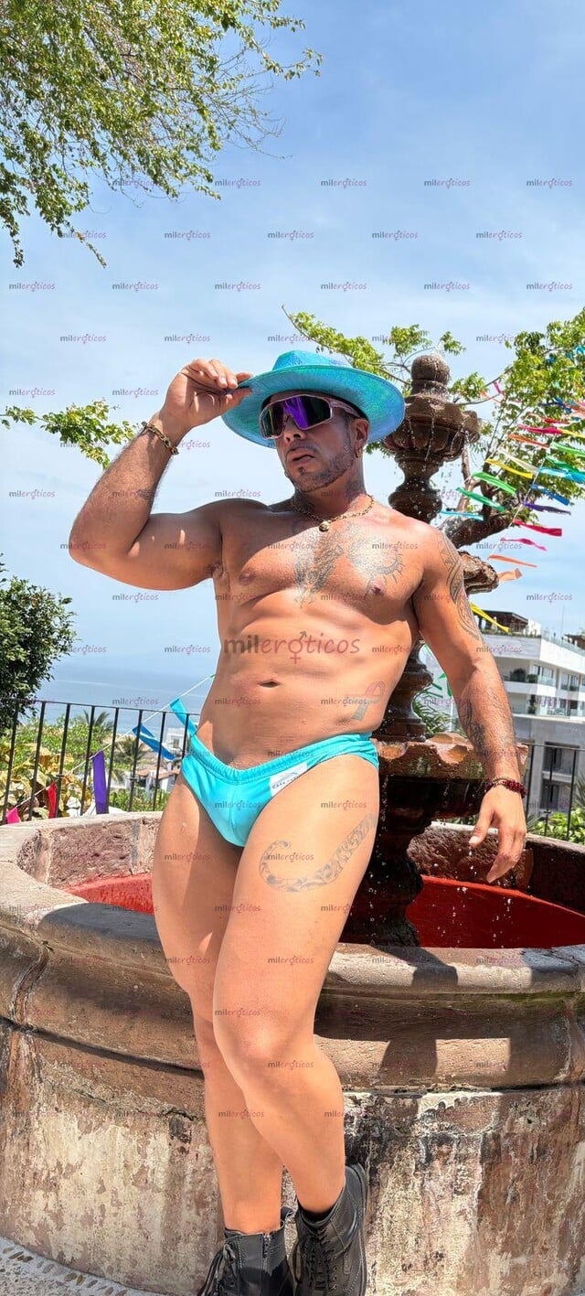 FOTOS DE CUBANO VIVIENDO EN PUERTO VALLARTA , SOLO INTERESADOS Y SOLVENTES