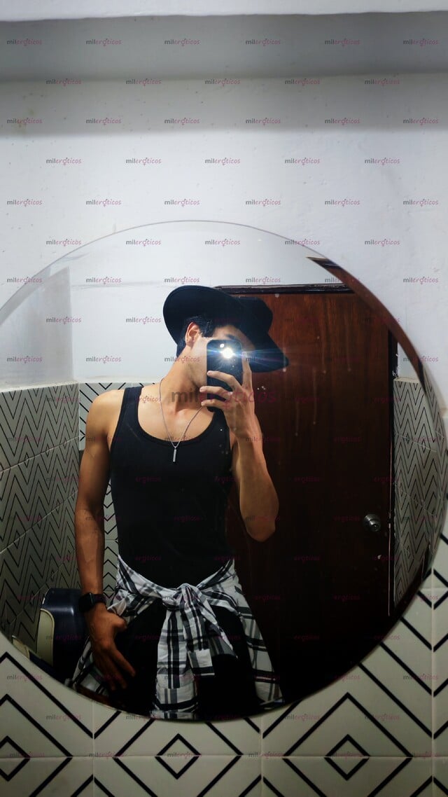 FOTOS DE ATLETICO SUMISO, VERSATIL A TUS PIES, TAMBIÉN HAGO COSPLAY.