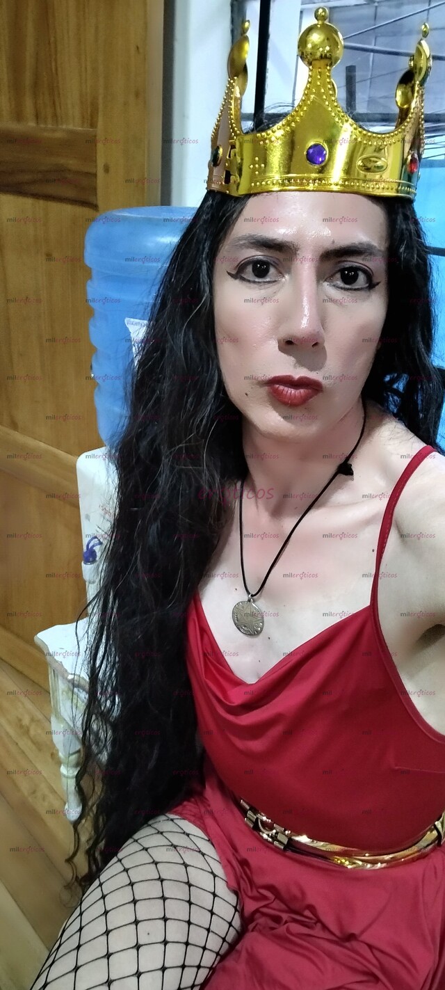 FOTOS DE DOMINATRIZ MUJER CON PENE Y TETITAS VEN HAS YA TUS FANTASÍAS TRATÓ CONSENSUADO
