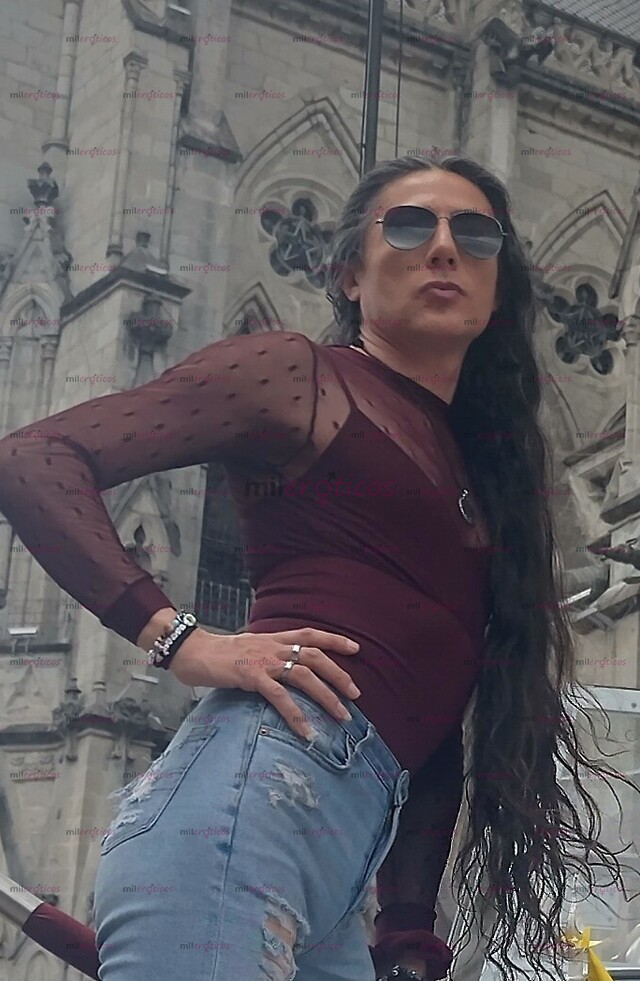 FOTOS DE DOMINATRIZ MUJER CON PENE Y TETITAS VEN HAS YA TUS FANTASÍAS TRATÓ CONSENSUADO