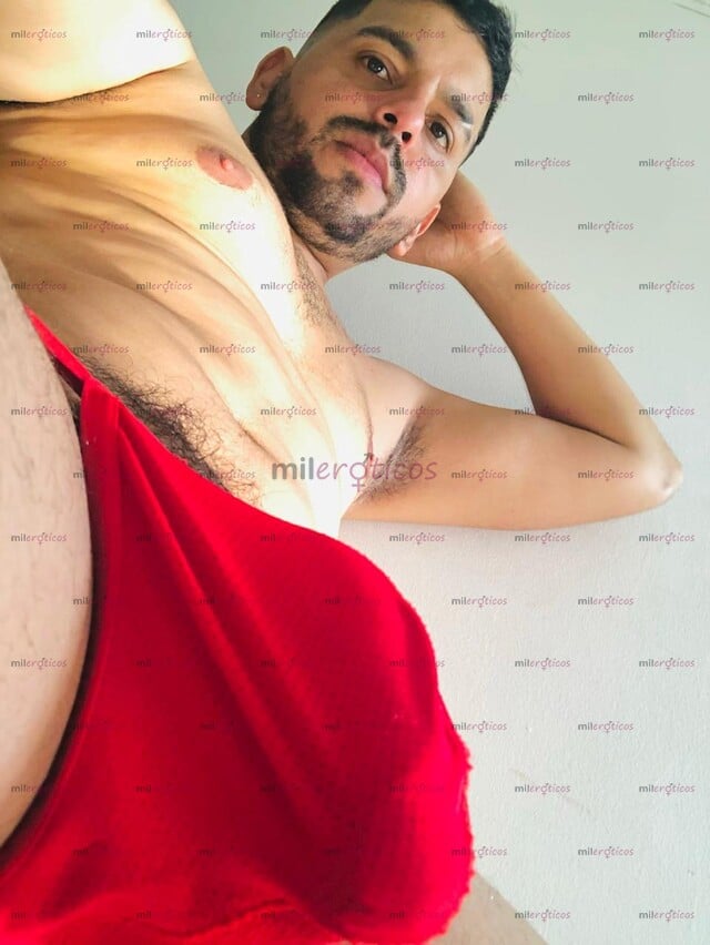 FOTOS DE TÚ MACHO GIGOLÓ DISCRETO Y MUY ACTIVO EN TU CIUDAD DISPONIBLE