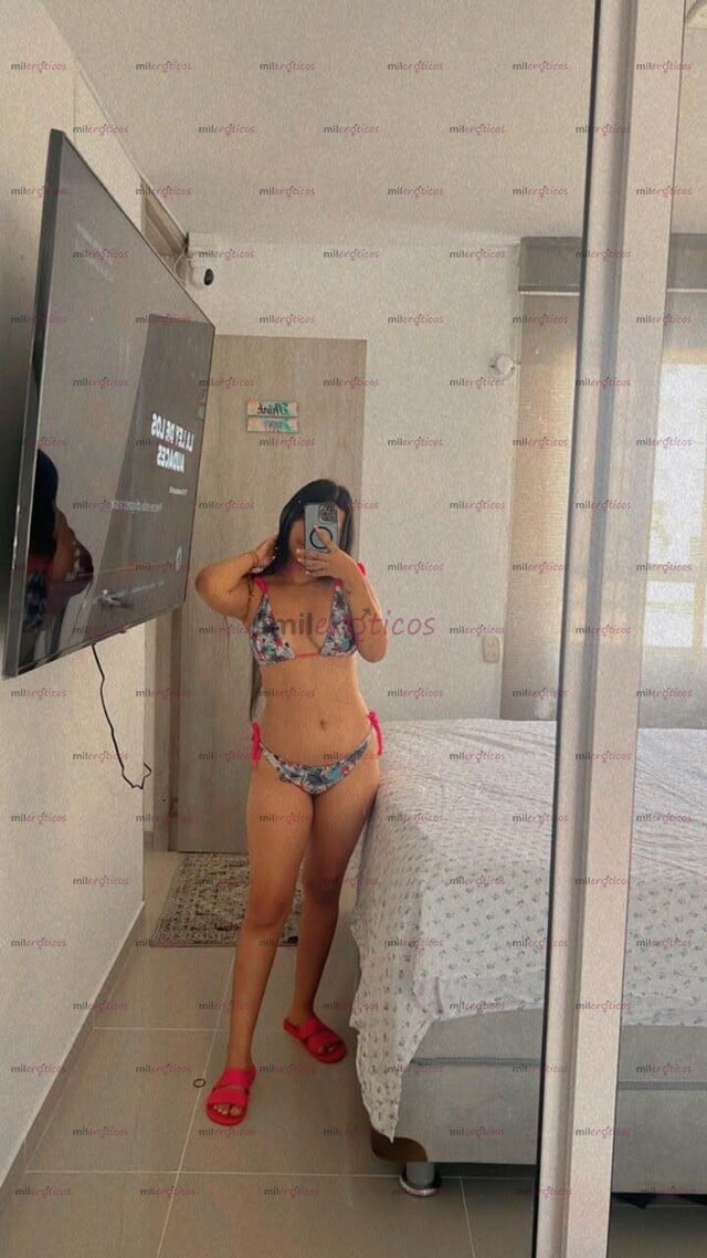 FOTOS DE JOVENCITA DE 18 AÑOS SEXY Y ERÓTICA PARA DARTE EL MEJOR SHOW VIRTUAL