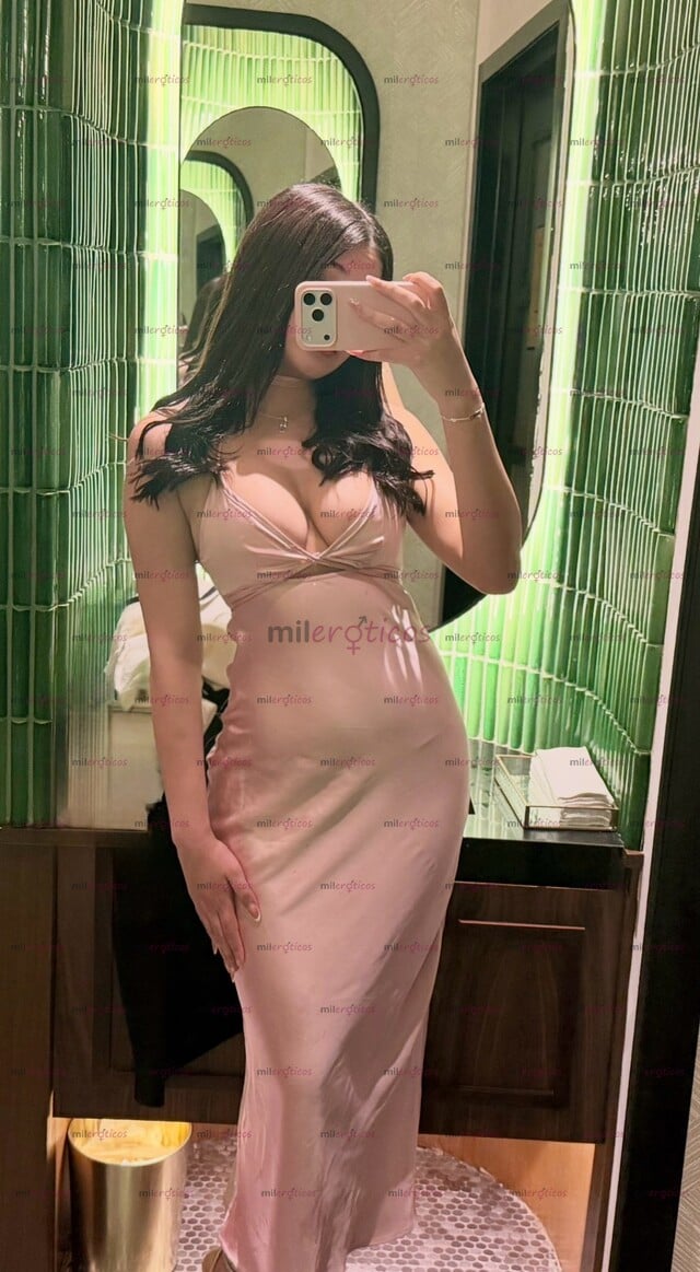 FOTOS DE VALENTINA 19 AÑOS ALTA DELGADA PIEL CLARA