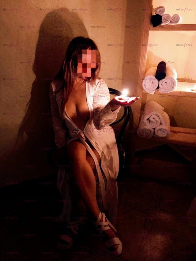 FOTOS DE HOY CON PROMOCIÓN AMORES ANDO CACHONDA Y CON GANAS DE CUMPLIR TUS FANTASÍAS