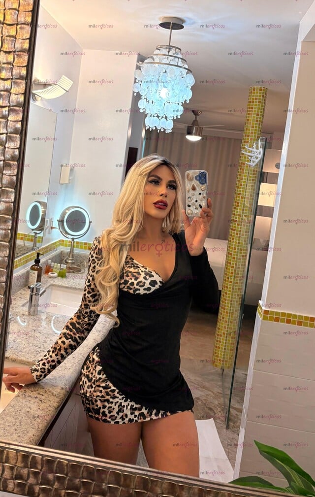 FOTOS DE CALIENTE FULL ACTIVA VERS CON UNA VERGA RICA Y NALGOTAS PARA COMERTE TODA