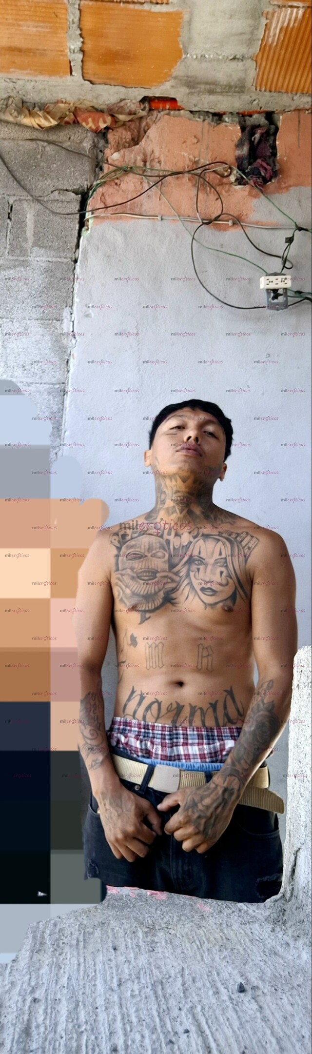 FOTOS DE JOVEN 19CM VARONIL DISPONIBLE .. MORENO TATUADO RICO PARA COMPLACERTE COMPAS.