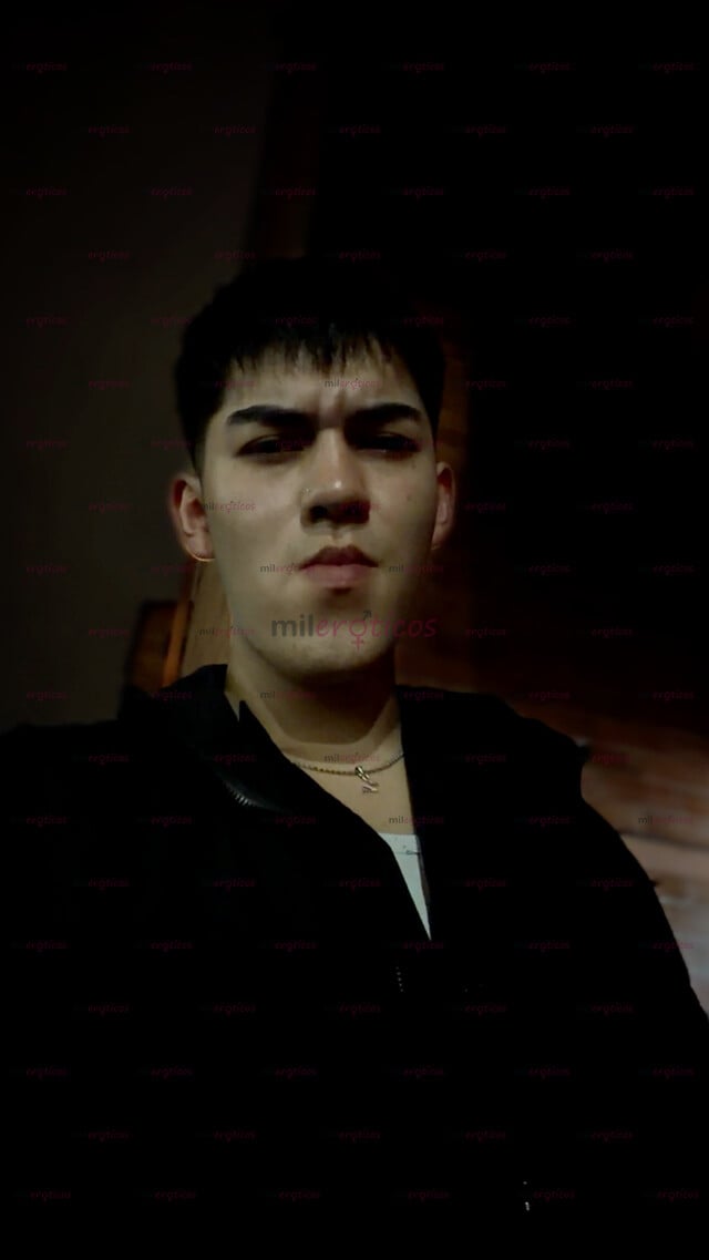 FOTOS DE JOVEN DE 20 AÑOS MUY SEXY Y COMPLACIENTE, ESCRÍBEME!