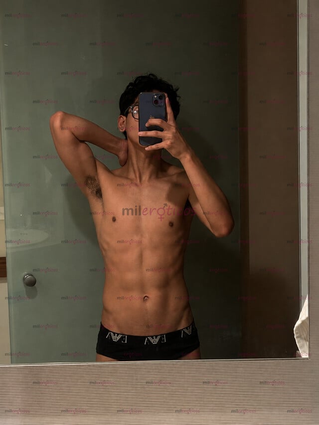 FOTOS DE MORRO TWINK ATLÉTICO GUAPO SOLO LARA HOMBRES SOLVENTES SOLO HOMBRES SOLVENTE.