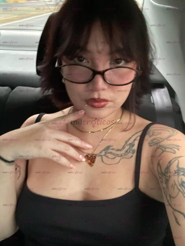 FOTOS DE NUEVA MUJER HERMOSA CON CARA ANGELICAL Y MORBOSA EN CÁMARA