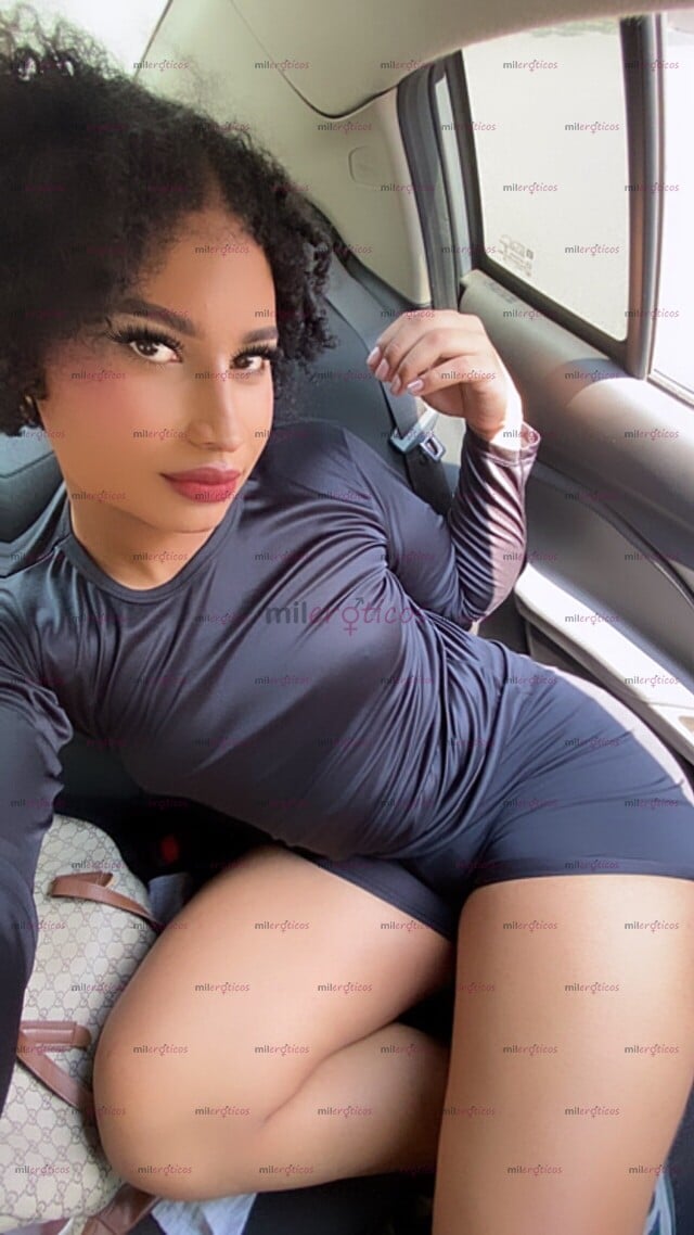 FOTOS DE SOY UNA CHICA TRANS SEGURA DE SÍ MISMA Y MUY SENSUAL. UNA MUJER TRANS COQUETA,
