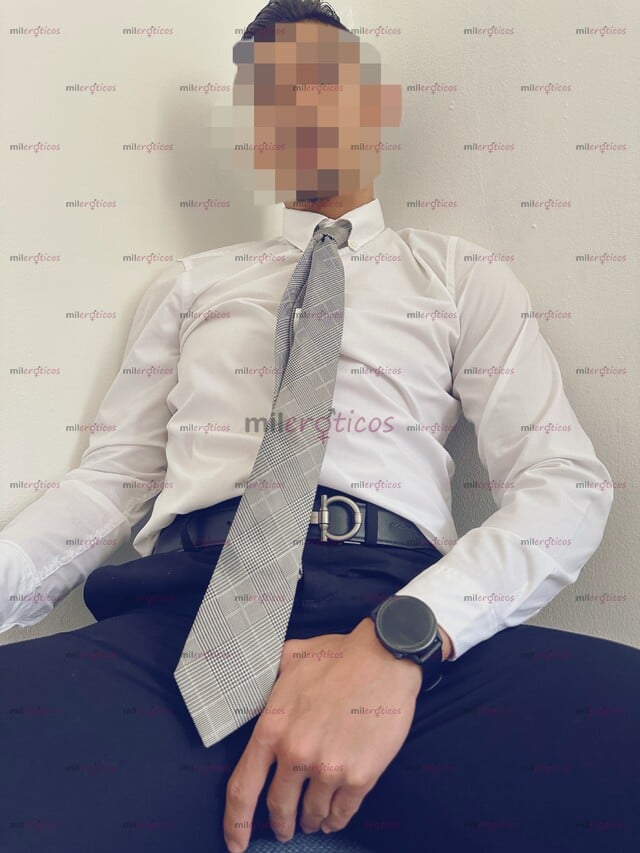 FOTOS DE ¿BUSCAS ALGO DIFERENTE? MUCHO GUSTO SOY EMILIO Y SERÉ TU NUEVA ADICCIÓN