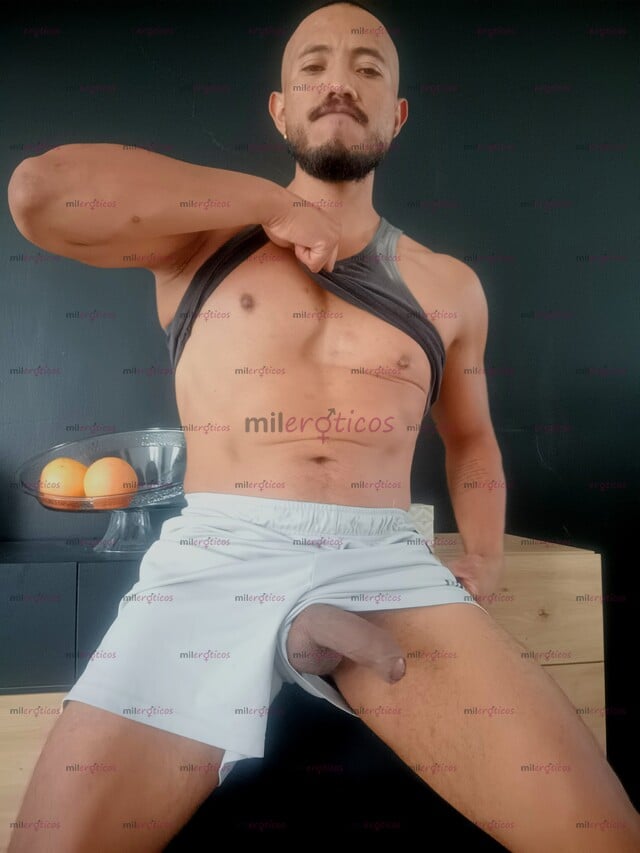 FOTOS DE TIENES HAMBRE DE HOMBRE? VENTE ENTONCES CONMIGO A CONSENTIRTE