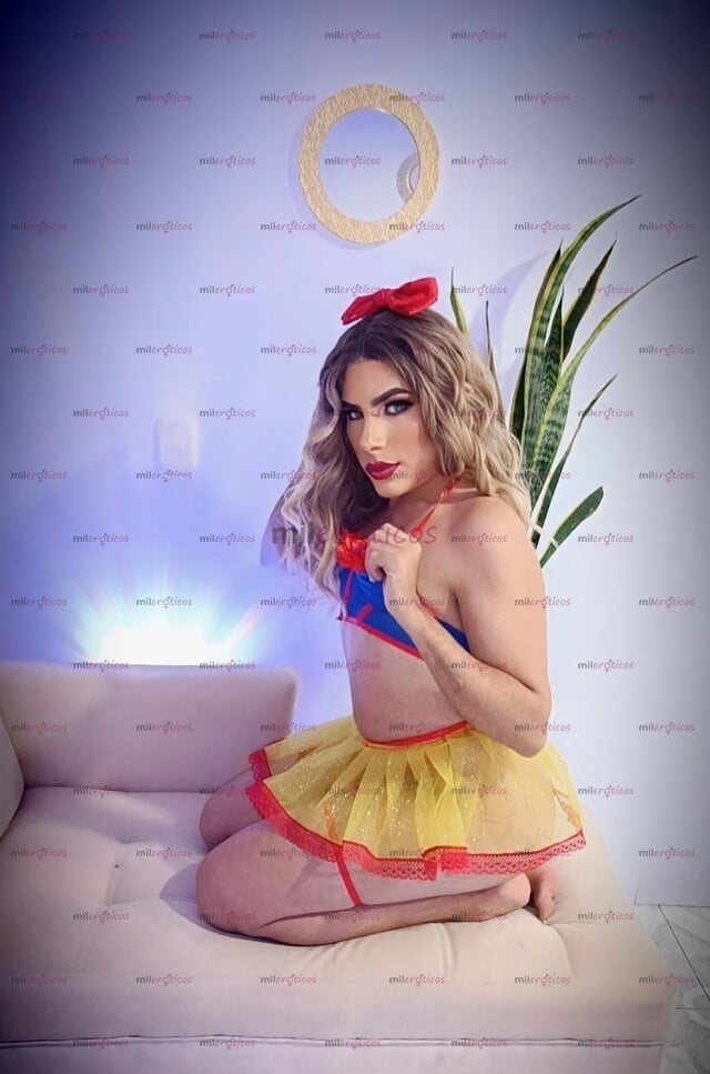 FOTOS DE MUY COMPLACIENTE Y DIVERTIDA LINDA NENA CON SORPRESA MUY CALIENTE Y CARIÑOSA