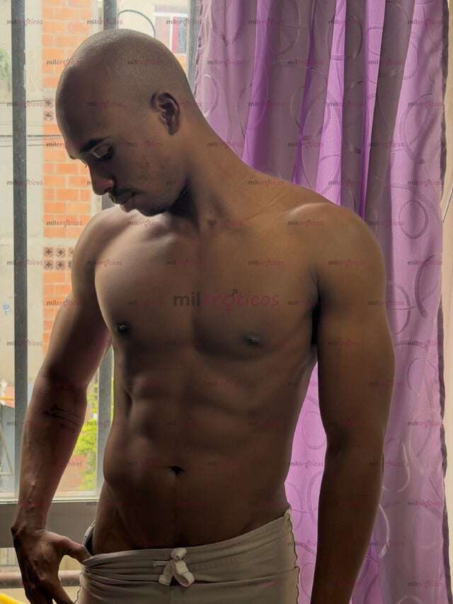 FOTOS DE NEGRO CALIENTE CHOCOBARRA 19 CM REALES ESPERÁNDOTE, ARDIENTE Y FOGOSO LISTO PARA