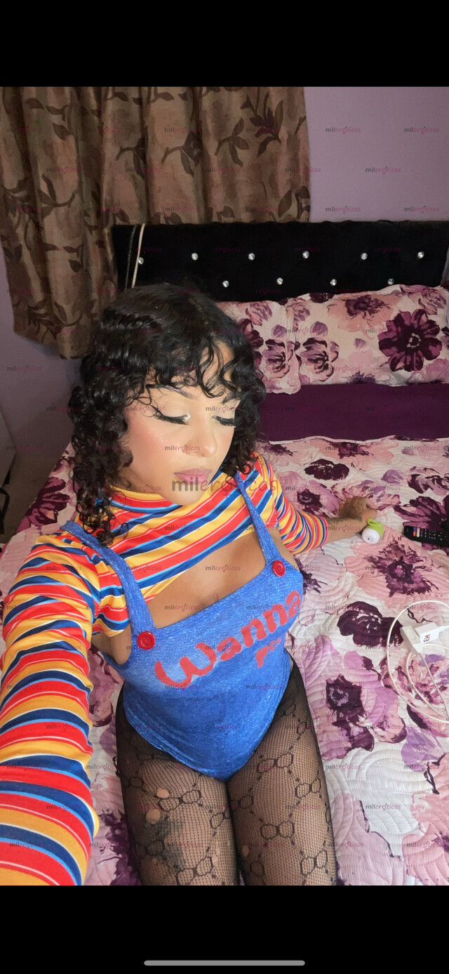 FOTOS DE MORENITA DE PELO CHINO DISPUESTA A COMPLACERTE EN TODAS TUS FANTASÍAS