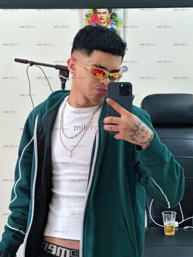 FOTOS DE SOY SANTIAGO ISAAC UN NENE SÚPER GUAPO DE ROSTRO Y RICO CUERPO