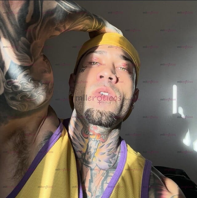 FOTOS DE GUAPO TATUADO Y VERGON 22CM PARA DAMAS Y PAREJAS