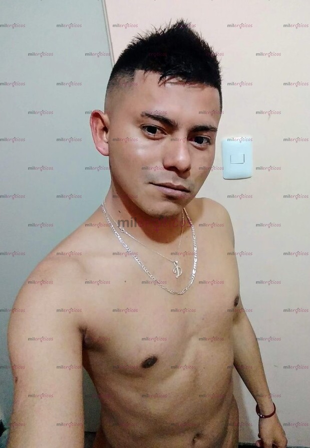 FOTOS DE ¿QUIERES DE MI LECHITA? MÁNDAME WHATSAPP Y QUEDAMOS.
