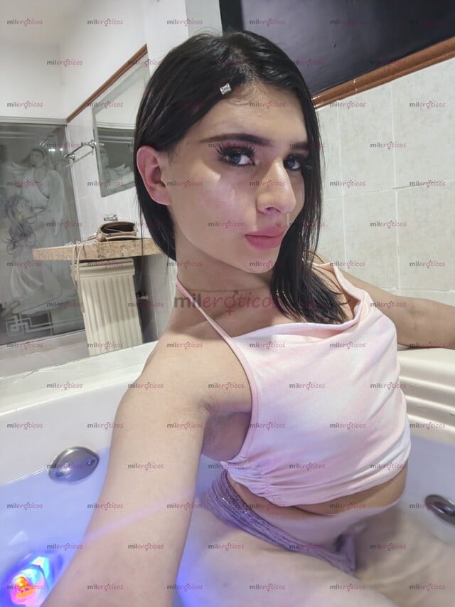 FOTOS DE TU NIÑA CALIENTE Y FOGOSA TE ESTÁ ESPERANDO. HAGO SALIDITAS RUMBERAS