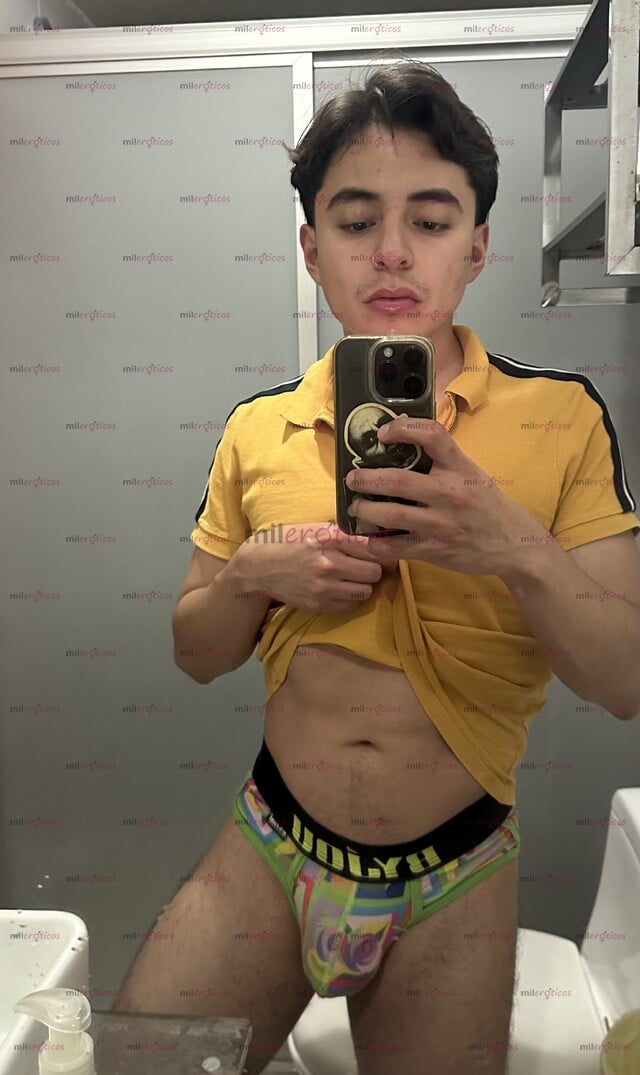 FOTOS DE JOVEN TWINK EXCELENTE CUERPO LISTO PARA CONSENTIRTE