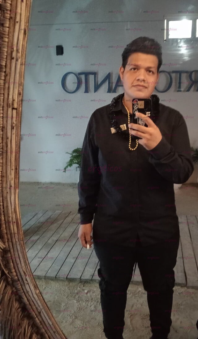 FOTOS DE HOMBRE COMPLACIENTE,HOMBRE CARIÑOSO Y ROMANTICO