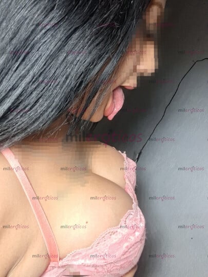 FOTOS DE CHICA TETONA INDEPENDIENTE ADICTA AL SEXO