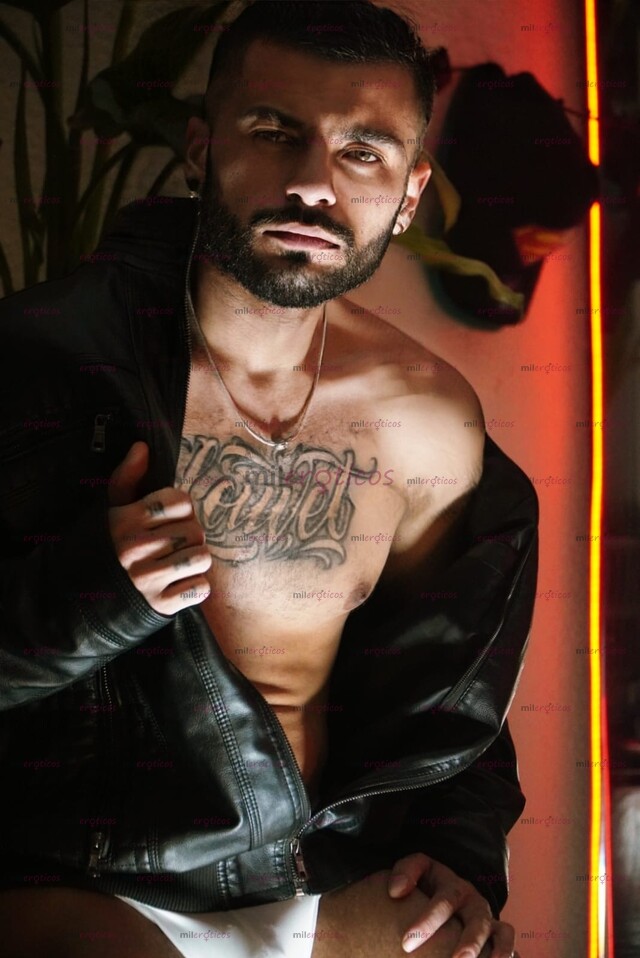 FOTOS DE MAN MUY MORBOSO Y MUY COMPLACIENTE BUENA VERGA LECHERA Y BUEN CULO