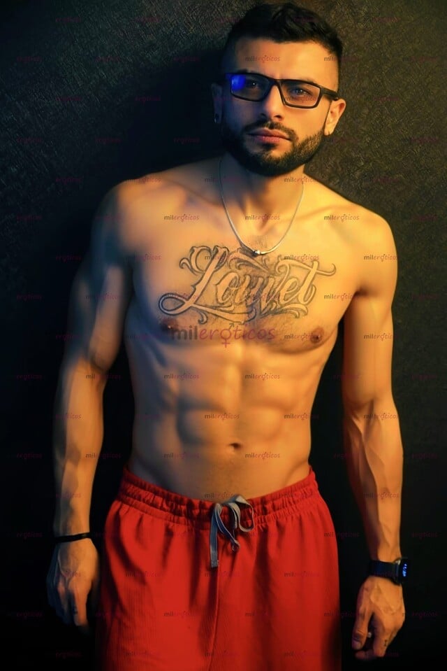 FOTOS DE MAN MUY MORBOSO Y MUY COMPLACIENTE BUENA VERGA LECHERA Y BUEN CULO