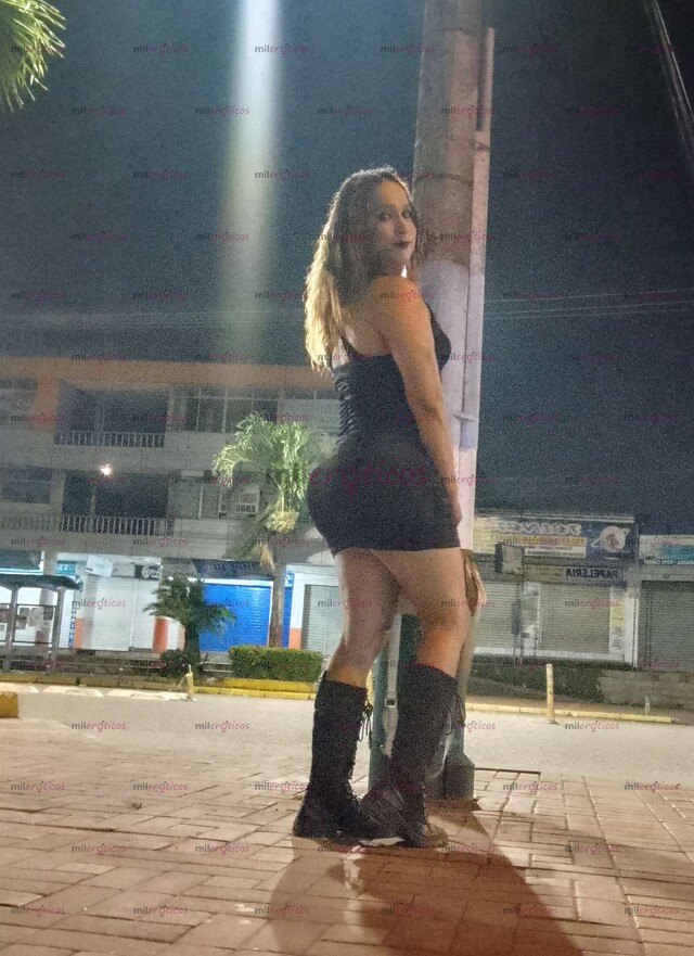 FOTOS DE LUXIANA COLOMBOECUATORIANA NUEVA Y LECHOSA