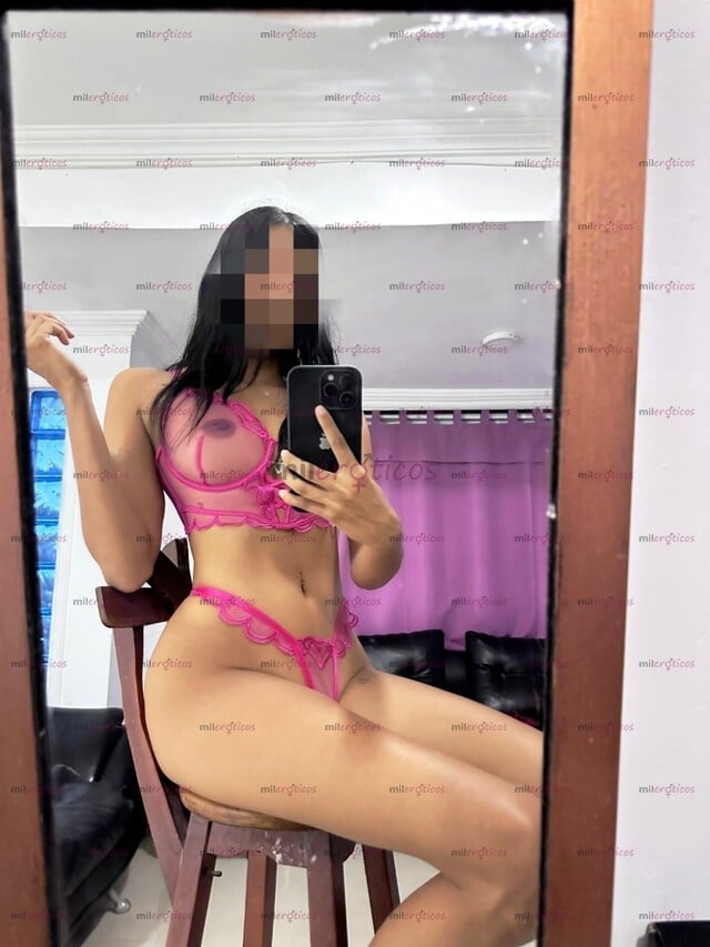 FOTOS DE ANDREA VEN Y DISFRUTA DE UN DELICIOSO ANAL Y GARGANTA PROFUNDA