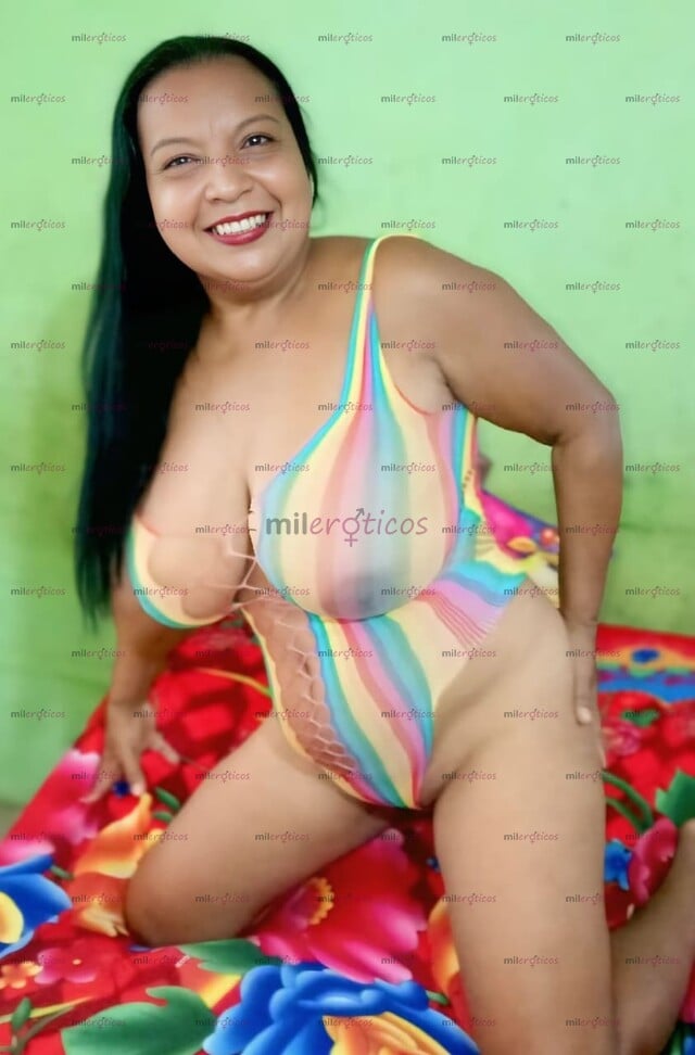 FOTOS DE ¿TE EXCITA VER A UNA MILF TETONA VENIRSE GIMIENDO TU NOMBRE I?!