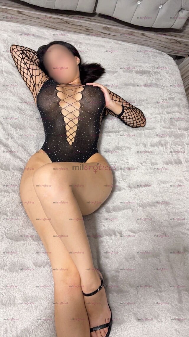 FOTOS DE KARLY DE 20 AÑOS,HERMOSA PUTITA QUE TE ENCANTARA