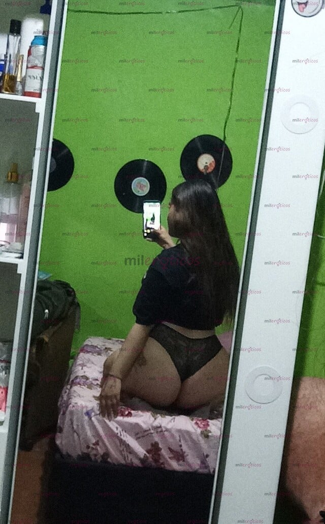 FOTOS DE CULO JUGOSO, PUSSY MOJADITA, UNA JOVENCITA QUE QUIERE JUGAR