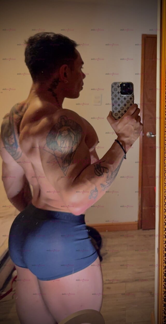FOTOS DE MACHO MASAJISTA XXL DE CUERPO ATLÉTICO CON LUGAR PVT VIP