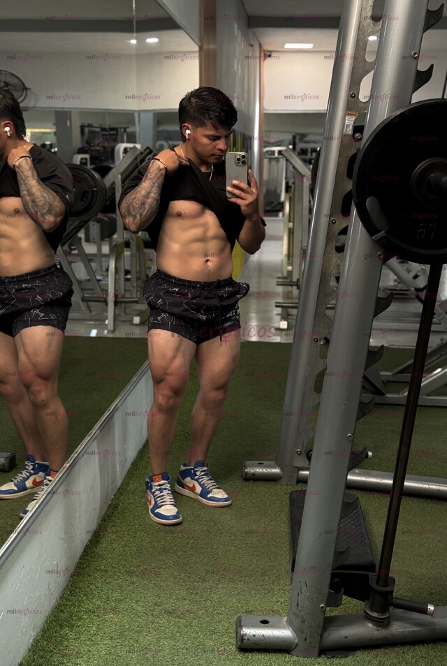 FOTOS DE JOVEN Y PICANTE, SON DOS COSAS QUE ME DESCRIBIRÍAN